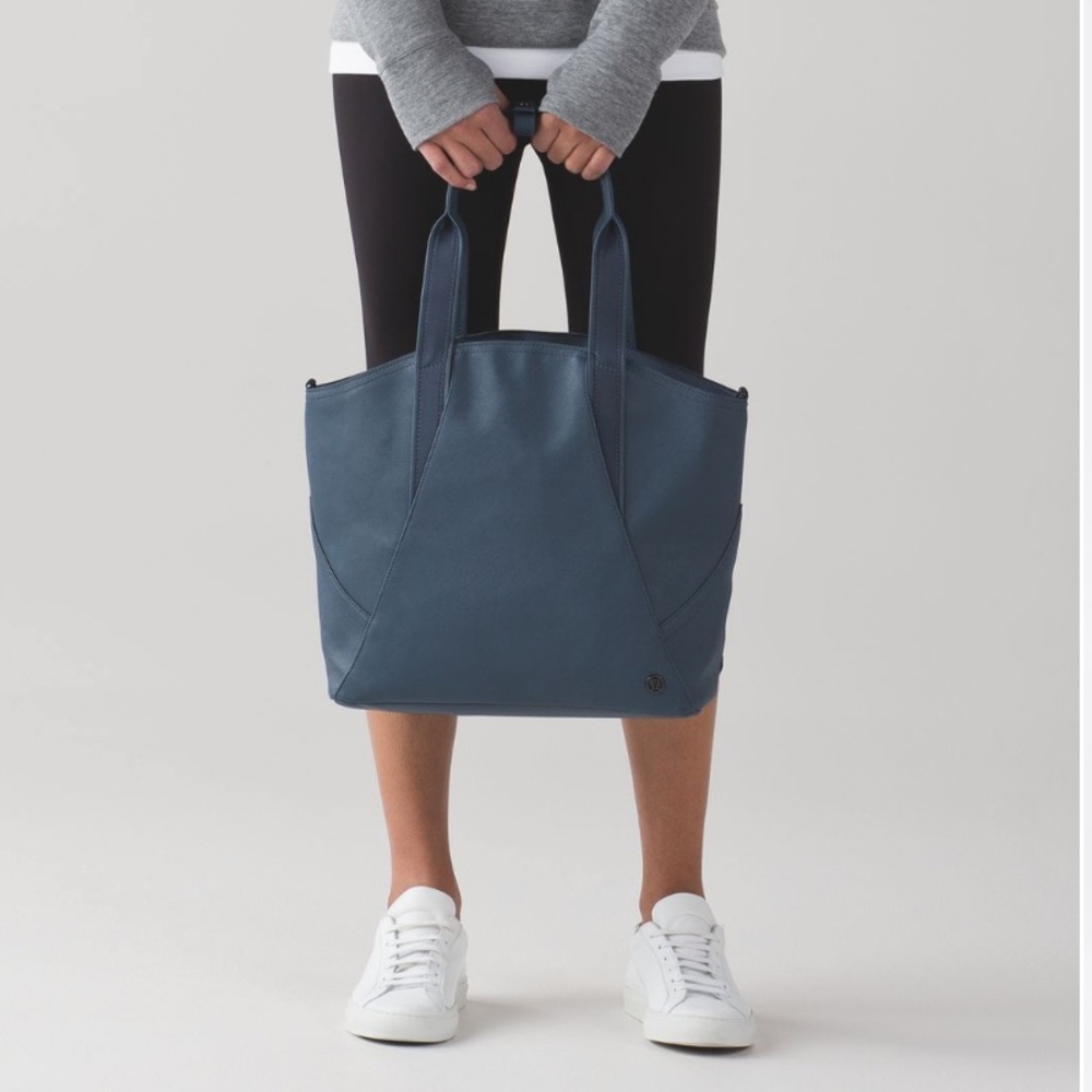 Lululemon All Day tote mini Astro blue laptop bag purse